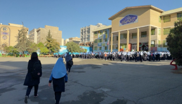 Los niños vuelven a clases en Irán tras el cierre de escuelas por la guerra en febrero