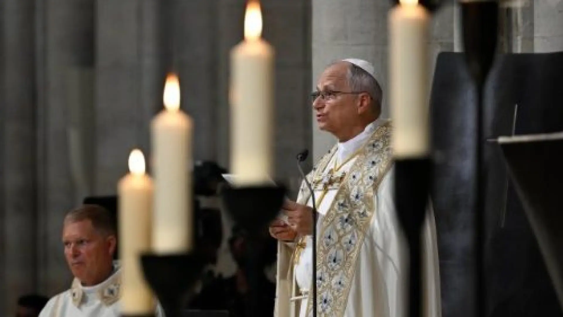 El papa León XIV pide desde Notre Dame una Iglesia abierta que 'acoja al extranjero'