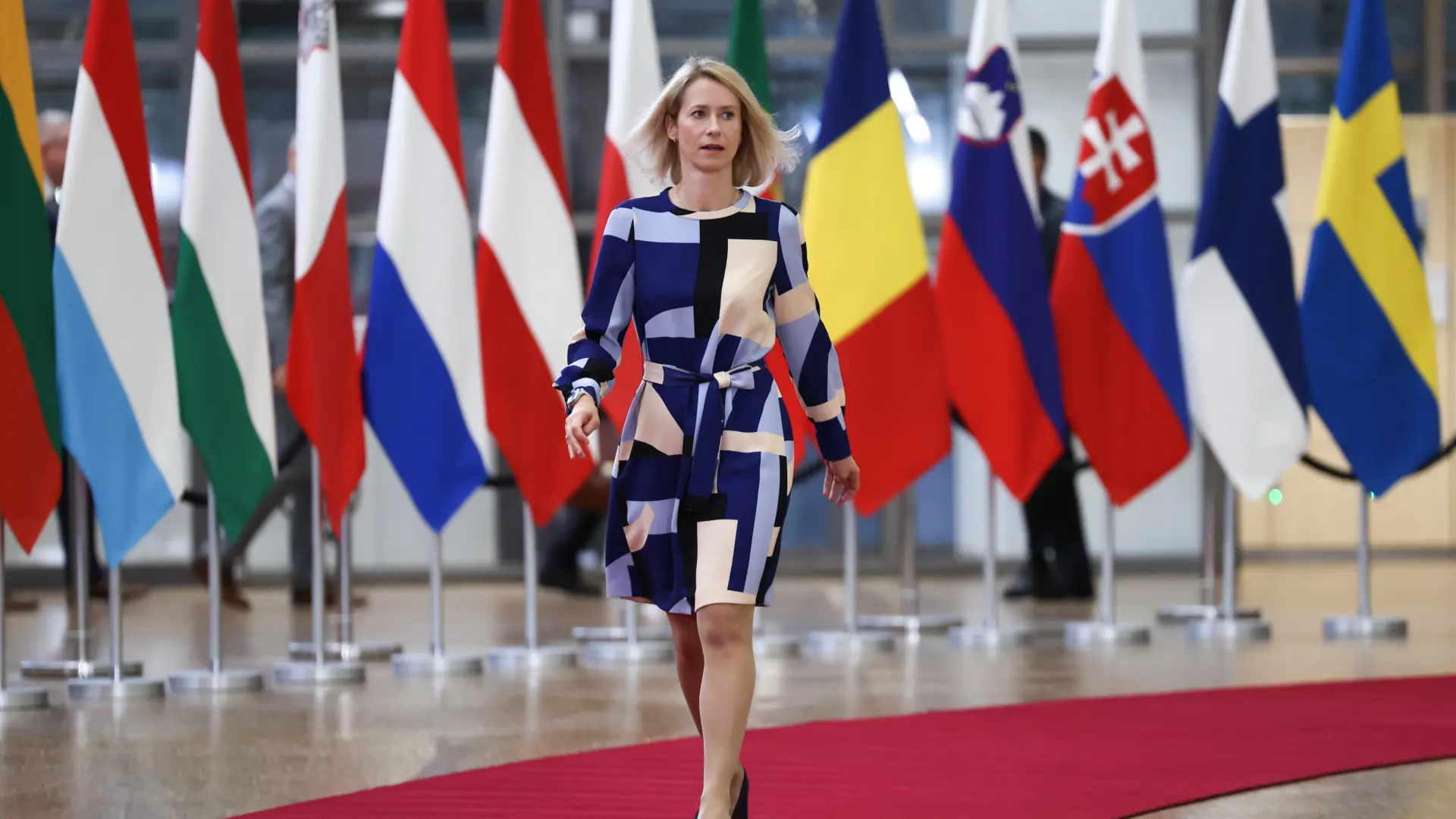 Kallas pide estar «vigilantes» ante la guerra híbrida de Putin y confirma 1.000 millones más para compras militares con Ucrania