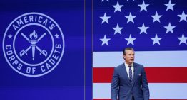 Pentágono reduce en 20% su número de generales y almirantes