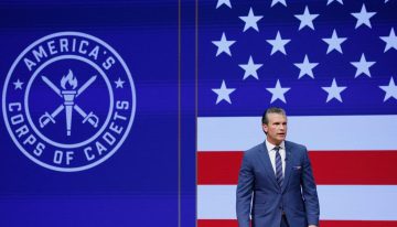 Pentágono reduce en 20% su número de generales y almirantes