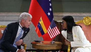 Asdrúbal Oliveros: Crisis eléctrica y deuda externa condicionan el éxito del nuevo acuerdo petrolero