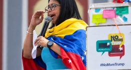 ¡Recordar es vivir! El día que Delcy anunció que llevaría 13 millones de firmas contra Trump a la ONU