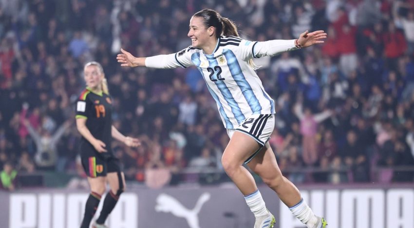 Mercedes Diz, la 9 que llegó a River por recomendación del padre de Gallardo, tiene una hamburguesa con su nombre y la rompe en el Mundial Sub 20: «Siempre soñé con esto»