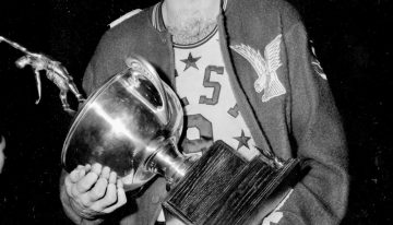 Murió Bob Pettit, el primer MVP de la NBA: el recuerdo de la legendaria noche en la que anotó 50 puntos y ganó su único título