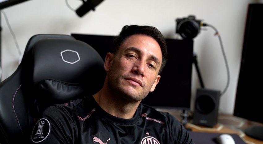 Momo, el streamer que soñaba ser futbolista y ahora añora la Libertadores para Platense: «Todo mi mundo gira al rededor del Calamar»