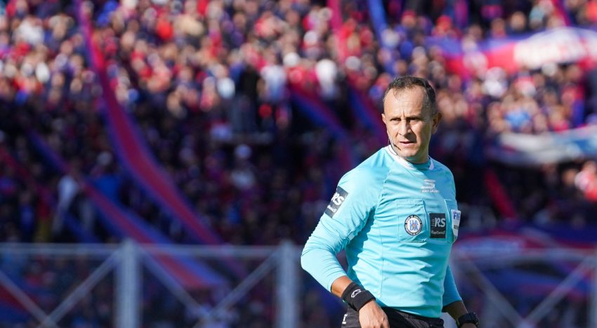 Darío Herrera, de un pueblito de 2600 habitantes en Neuquén al Mundial 2026 y ser el árbitro de las polémicas en Rosario Central-Estudiantes