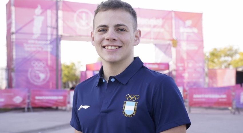 De día, oficinista; de noche, rey del trampolín: Santiago Ferrari, el jujeño campeón que persigue un sueño