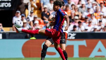 Lamine Yamal fue el director de la orquesta de Barcelona: doblete con un paso de ballet incluido en la goleada sobre Valencia