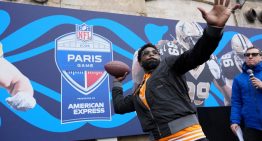 La NFL llega al caos de París: una cita histórica en medio de los disturbios, una esposa indignada y 100 mil dólares en shopping