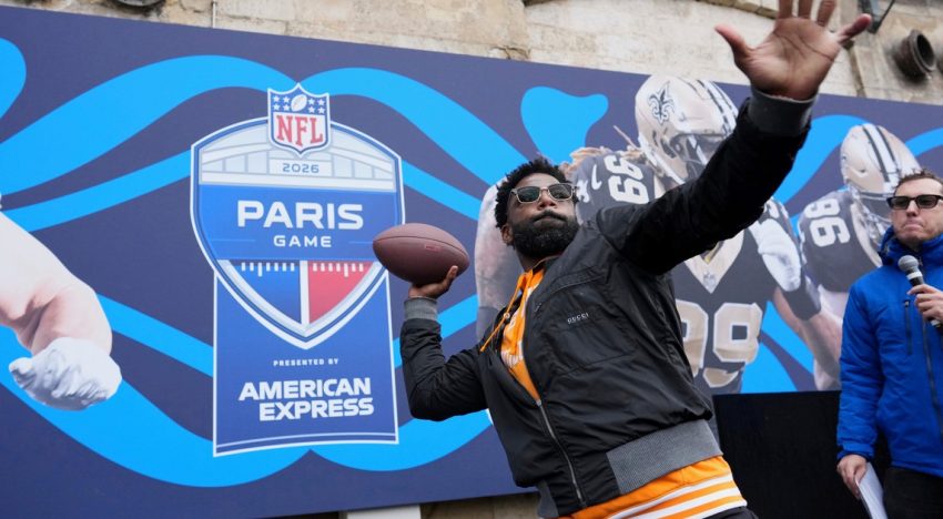 La NFL llega al caos de París: una cita histórica en medio de los disturbios, una esposa indignada y 100 mil dólares en shopping
