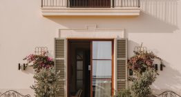 Una casa de espíritu mediterráneo que huye de tópicos y transmite calma, naturalidad y una cierta sofisticación sin esfuerzo