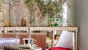 La antigua casa del médico, un loft en Madrid, una vivienda que rebosa color… Estos son los rincones más especiales de las casas que nos han conquistado este último mes