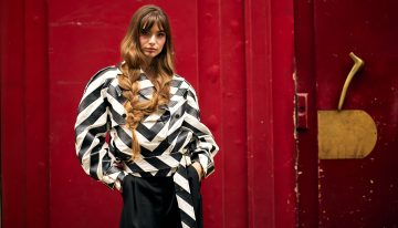 Fernanda Niemes, tricóloga: «El aceite de oliva puro en el pelo es demasiado espeso para ser absorbido completamente. Puede  contribuir a un exceso de grasa o caspa»
