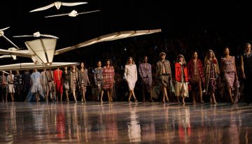 Matthieu Blazy vuelve a conquistar el Grand Palais con su colección más versátil hasta la fecha, Chanel primavera-verano 2027: la irresistible levedad del tweed