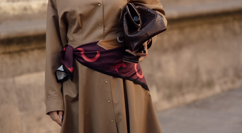 El street style dicta tendencia: estos son los 5 bolsos más deseados del otoño