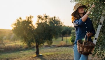 Dan Buettner, experto en longevidad: «Ésta es la nueva zona azul del planeta que podría esconder la clave para que las mujeres vivan más años»