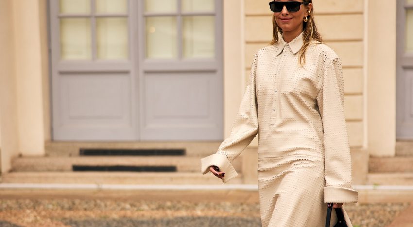 Siete vestidos de Zara, Mango y Stradivarius para sobrevivir a las jornadas interminables con estilo, que pronto llevaremos con botas, pero que de momento admiten bailarinas