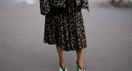 Acaban de llegar a Zara y Mango las 7 faldas midi que te solucionarán la temporada y harán que te olvides de tus vaqueros por unos meses