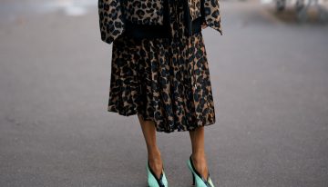Acaban de llegar a Zara y Mango las 7 faldas midi que te solucionarán la temporada y harán que te olvides de tus vaqueros por unos meses
