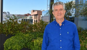 Guillermo Fesser, periodista: «Estados Unidos tiene una base cultural hispana innegable, que muchos estadounidenses ocultan y los propios hispanos desconocen»