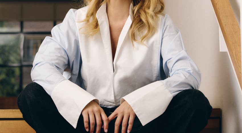Patricia Conde (47 años): «A mis amigas, que me llaman 'el oráculo', siempre les digo que se alejen de la toxicidad. Es el mejor consejo de belleza que puedo darles»
