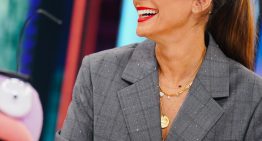 Nuria Roca tiene el sastre pantalón más bonito, ponible y versátil del otoño y es de una marca francesa que adoran las estilistas y editoras de moda