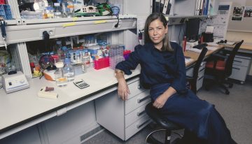 María Mittelbrunn, doctora en bioquímica especializada en inmunología: «La edad no está en el DNI sino en el sistema inmune. Nosotros estudiamos cómo retrasar su envejecimiento»