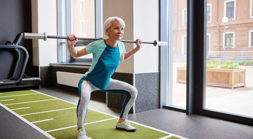 Patricia Vera, entrenadora: «A los 58 años, una mujer que nunca ha usado mancuernas puede mejorar mucho su fuerza tras pocos meses de entrenamiento»