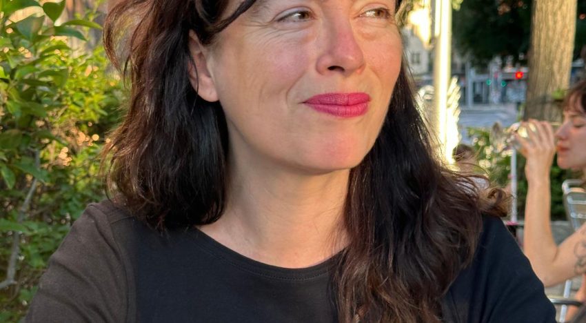Cuento TELVA octubre: «Las gafas de corazón» de Bárbara Mingo