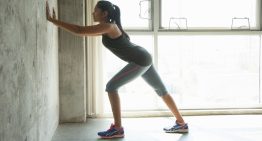 Javier Abreu, entrenador: «A partir de los 50 recomiendo levantarse de una silla con rapidez cómoda y sentarse lentamente para entrenar la potencia muscular»