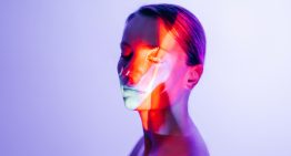 Tom Perellau, ingeniero sobre los dispositivos con luz LED: «Existe poca evidencia sobre la luz verde, sobre la amarilla cada vez más, pero poca en comparación con la roja y la azul»