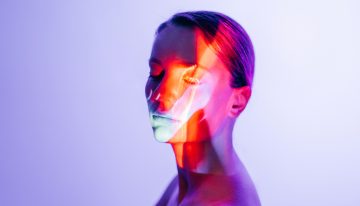 Tom Perellau, ingeniero sobre los dispositivos con luz LED: «Existe poca evidencia sobre la luz verde, sobre la amarilla cada vez más, pero poca en comparación con la roja y la azul»