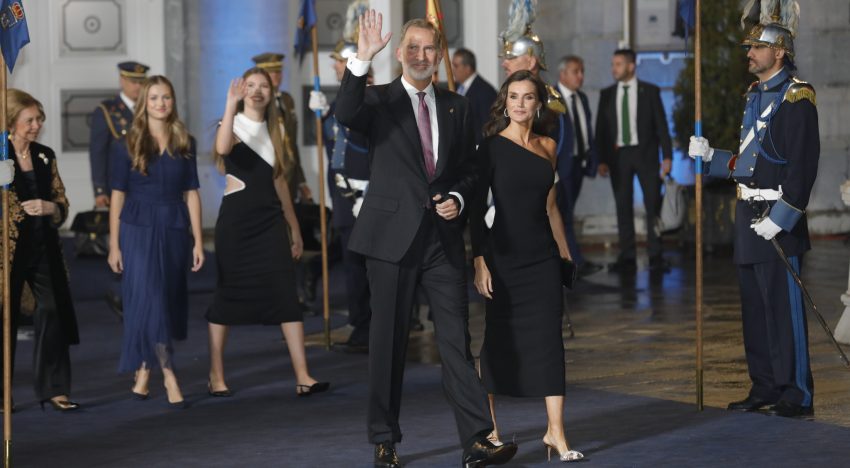 Diana Rubio, experta en protocolo, explica las normas no escritas y analiza los aciertos y errores de las invitadas a los Premios Princesa de Asturias