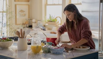 Jennifer Garner estrena drama, The Five Star Weekend (SkyShowtime), sobre una viuda que busca consuelo durante un fin de semana en compañía de 4 amigas