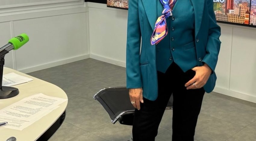 Alejandro Mariano, fisioterapeuta: «Julia Otero (67 años) camina hasta 8 kilómetros diarios. Lo ideal es combinar los paseos con entrenamiento de fuerza al menos dos días por semana»
