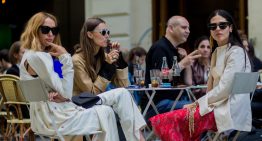 Tardeo sin tacones: 5 zapatos cómodos y tendencia que elevan cualquier look de otoño y la mejor fórmula para combinarlos
