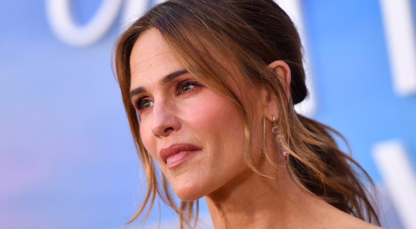 Tan obsesionadas con la coleta de Nicole Kidman que hemos preguntado a varios peluqueros los trucos para conseguirla