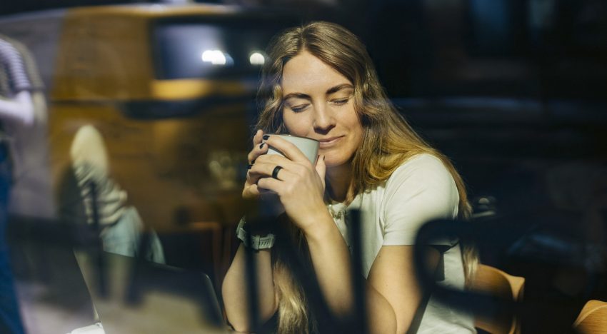 Isabel Belaustegui, doctora especialista en Medicina Integrativa: «Café y queso curado son una combinación que puede tener sentido al empezar el día»