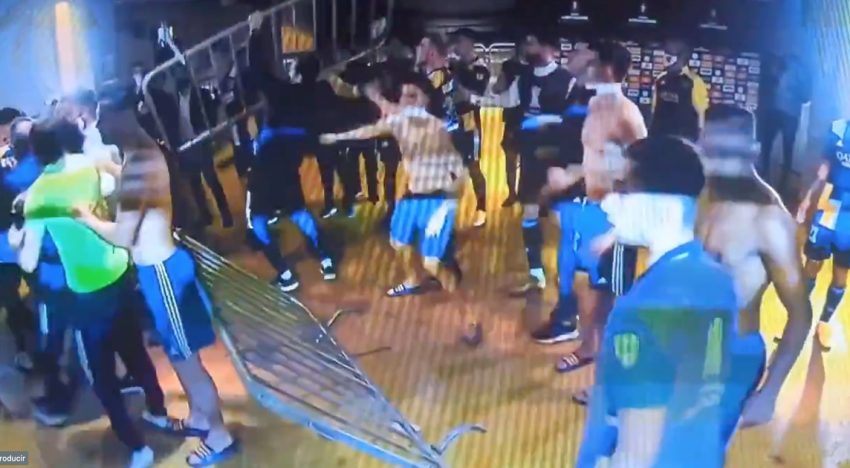 El escandaloso antecedente entre Boca y Atlético Mineiro: piñas, el plantel demorado en una comisaría y sanciones históricas
