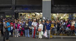 Asdrúbal Oliveros cuestionó las prácticas de cobranza de empresas que ofrecen créditos en Venezuela