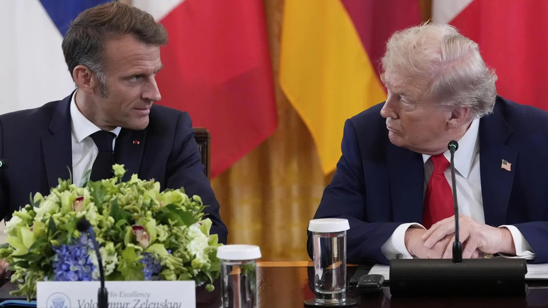 Macron acusa a Trump de manipular las revueltas francesas: «Ha dado lugar a comentarios estúpidos e inaceptables»