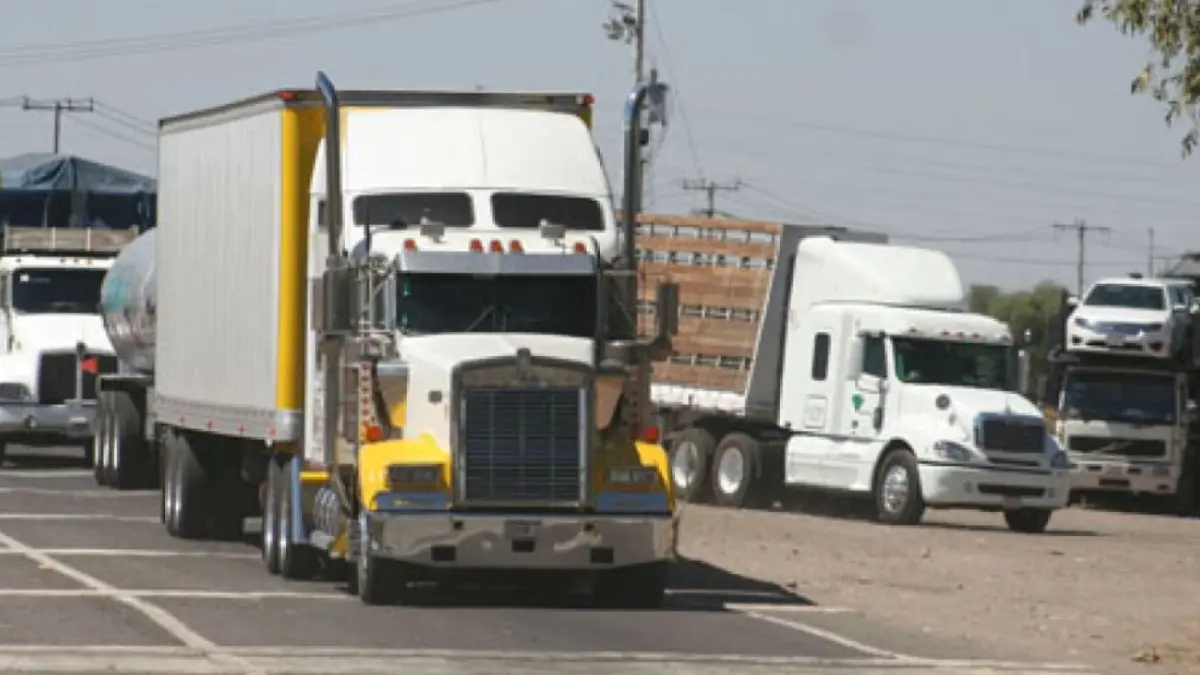 Segob pide a transportistas evitar afectar a población con un paro y mejor privilegiar el diálogo