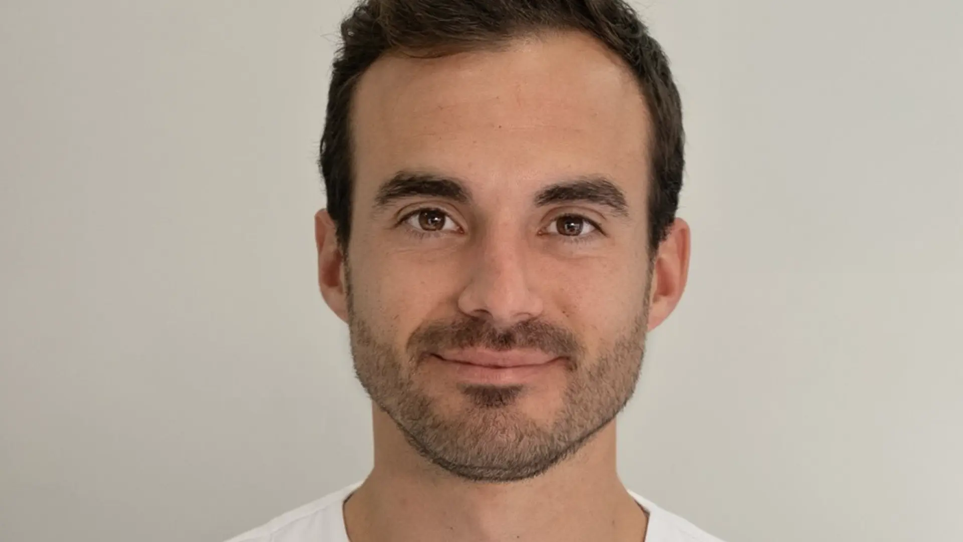 Aleix Gusart, fisioterapeuta: «Si amas a tu madre, asegúrate de que consuma estos 4 alimentos increíbles para sus huesos»