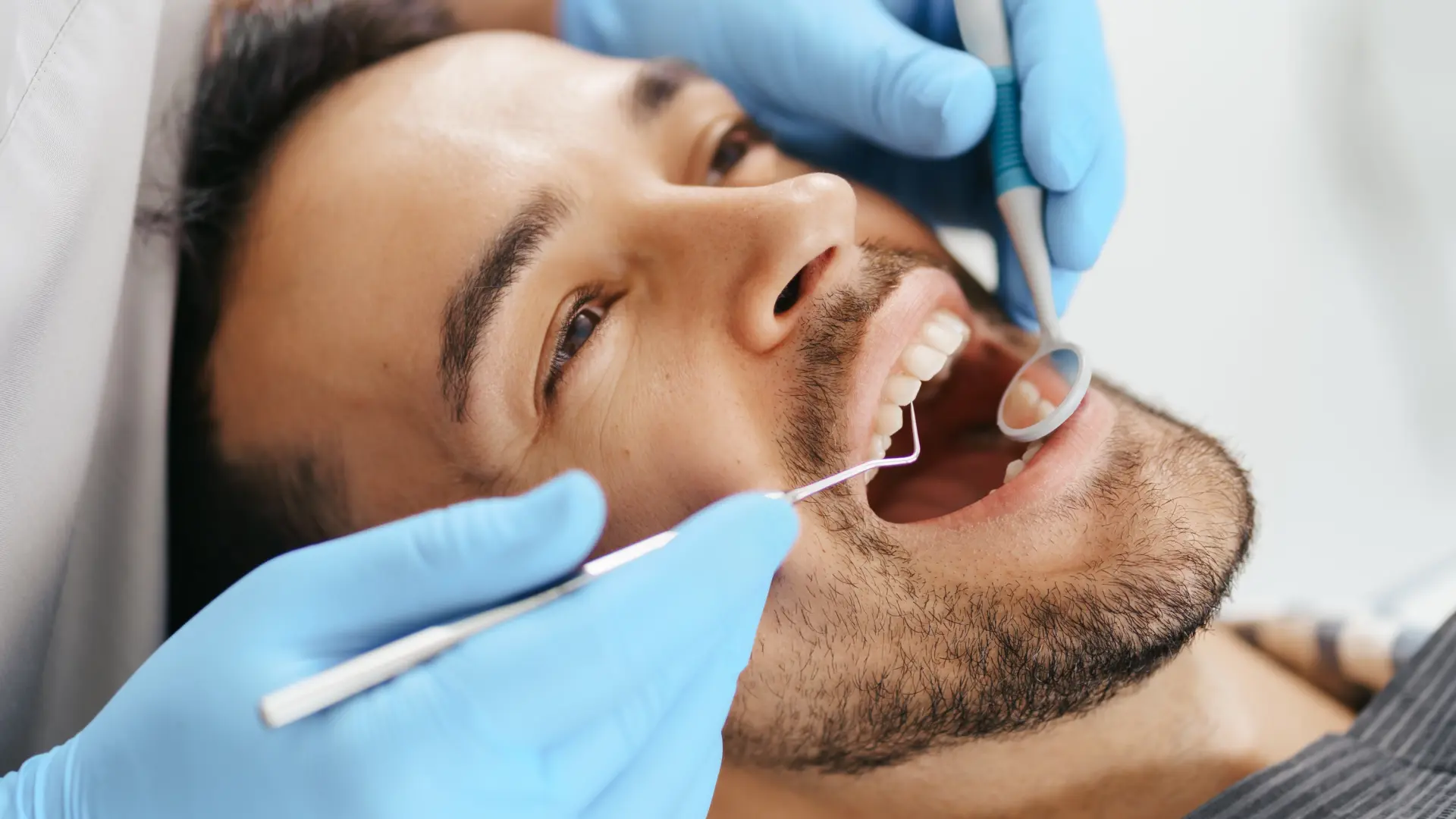 Qué es la odontofobia y cómo superarla: «El miedo al dentista puede hacer que lleguemos demasiado tarde»