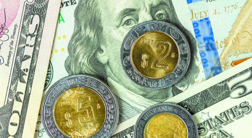 Peso mexicano avanza frente al dólar ante expectativas de estabilidad en la tasa de la Fed