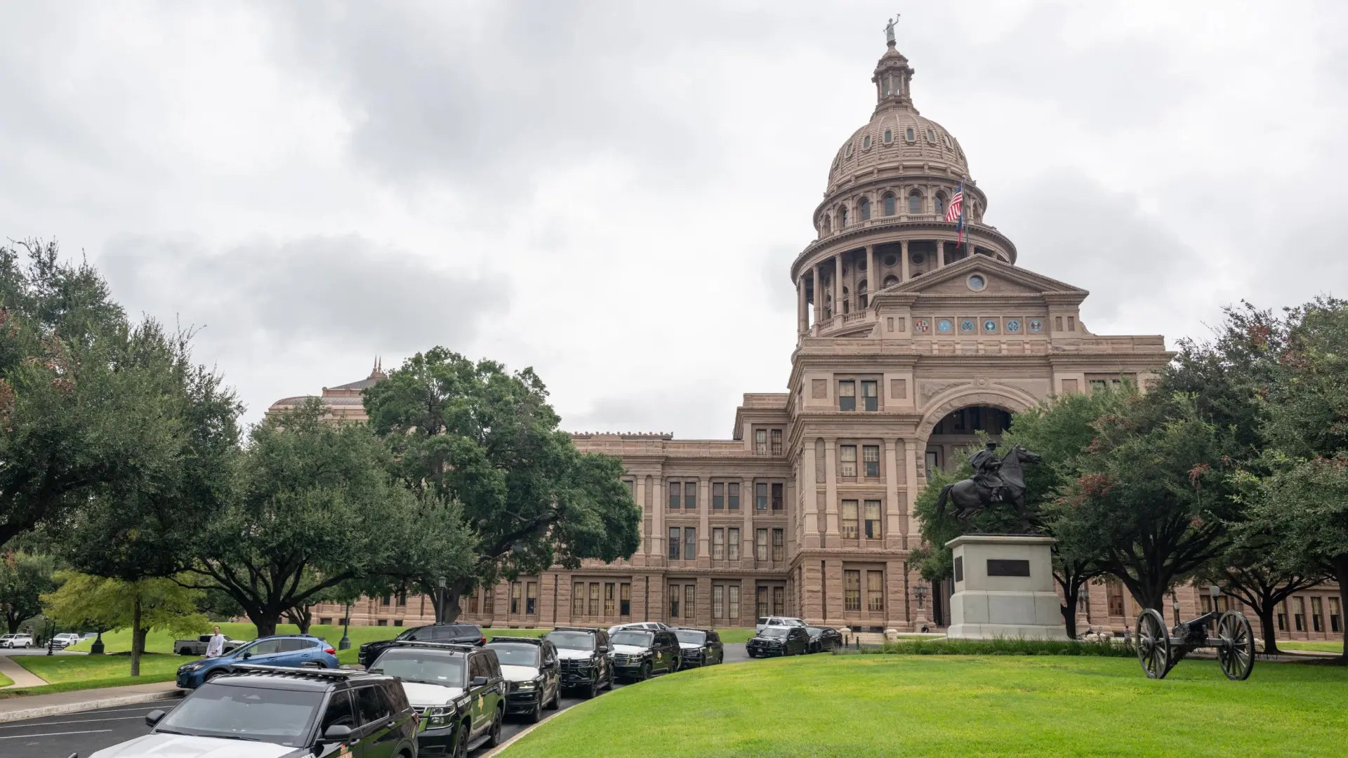 Detenido un hombre acusado de planear un ataque contra el Capitolio de Texas