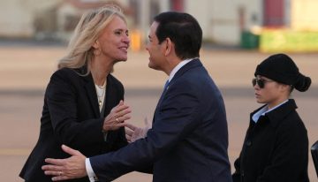 Rubio llega a Islandia para afianzar el control estadounidense del Ártico