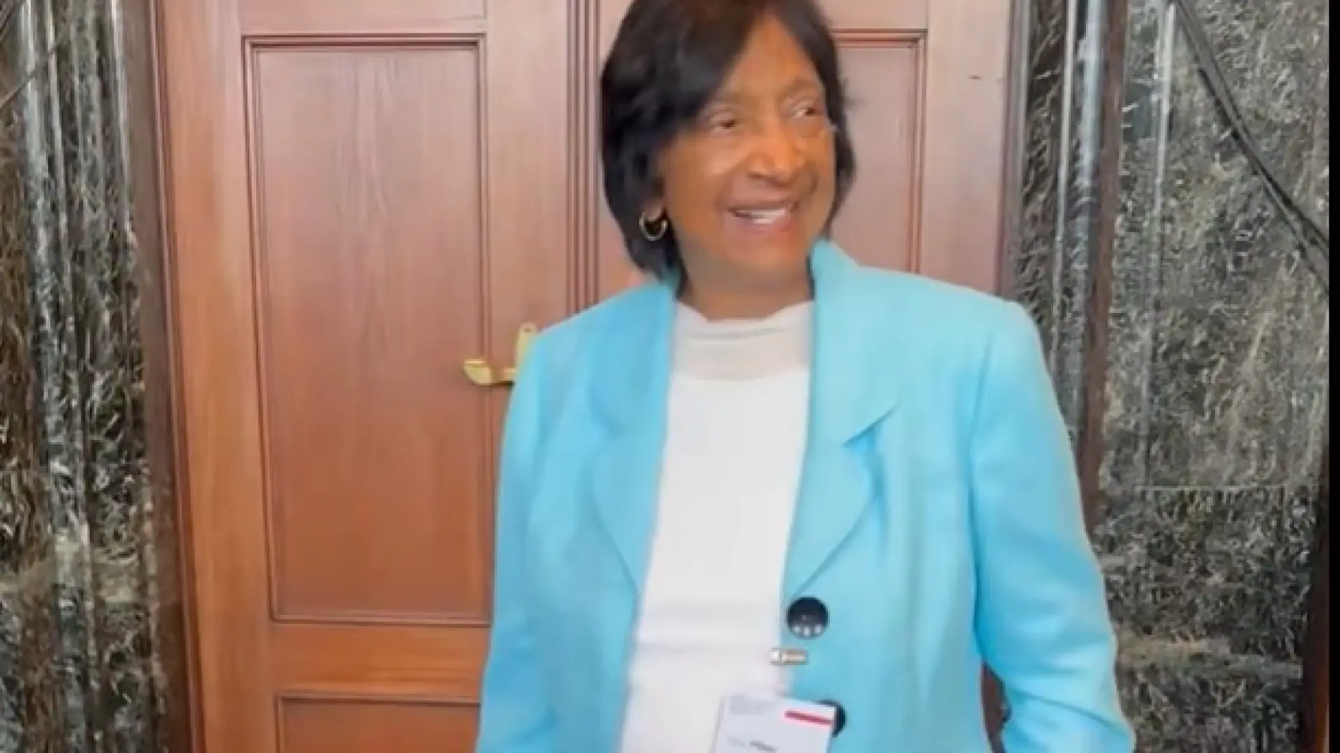 La nueva Nobel de la Paz, Navi Pillay, ironiza con Trump tras recibir el galardón: «Podría compartir el premio con él»