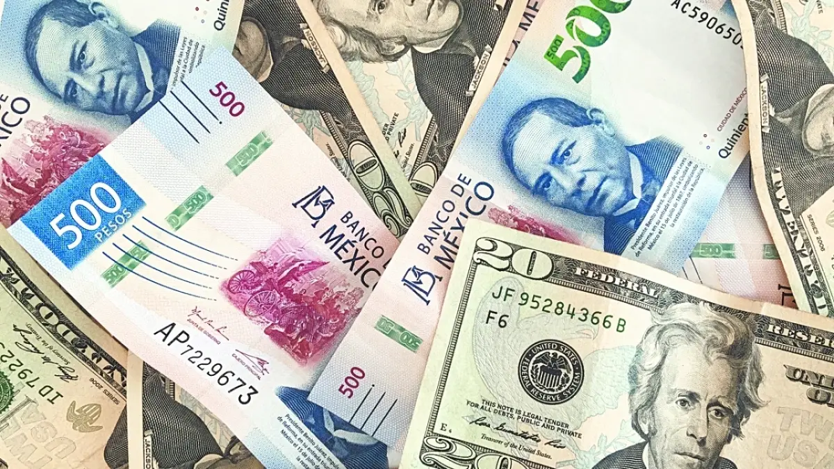 Peso cae ante inflación estadounidense